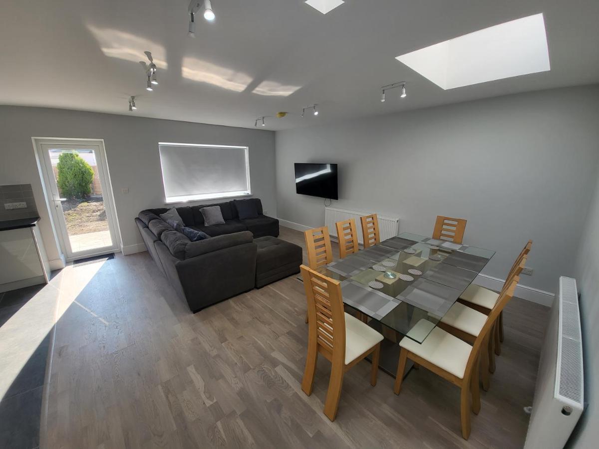 High Spec Large 6 Bedroom House! Kingston upon Thames  Luaran gambar